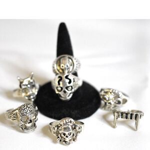 Unisex 7 Assorted Gothic Punk Biker Silver Tone Alloy Shull/Vampire Sz 9-11 Ring